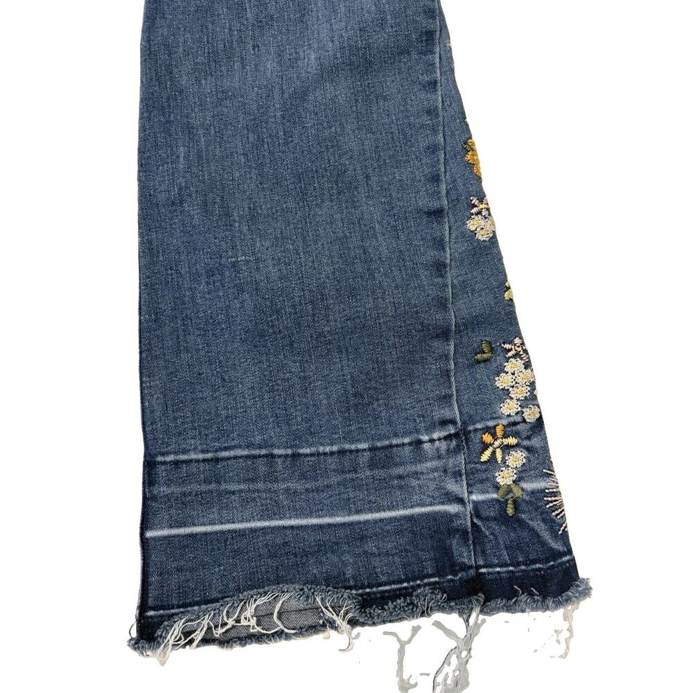 Ashley Mason Embroidered Flare Leg Jeans Size 7/ 28 Vintage Bohemian - Picture 6 of 16